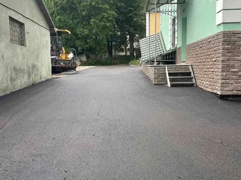 Асфальтування приватного подвір’я